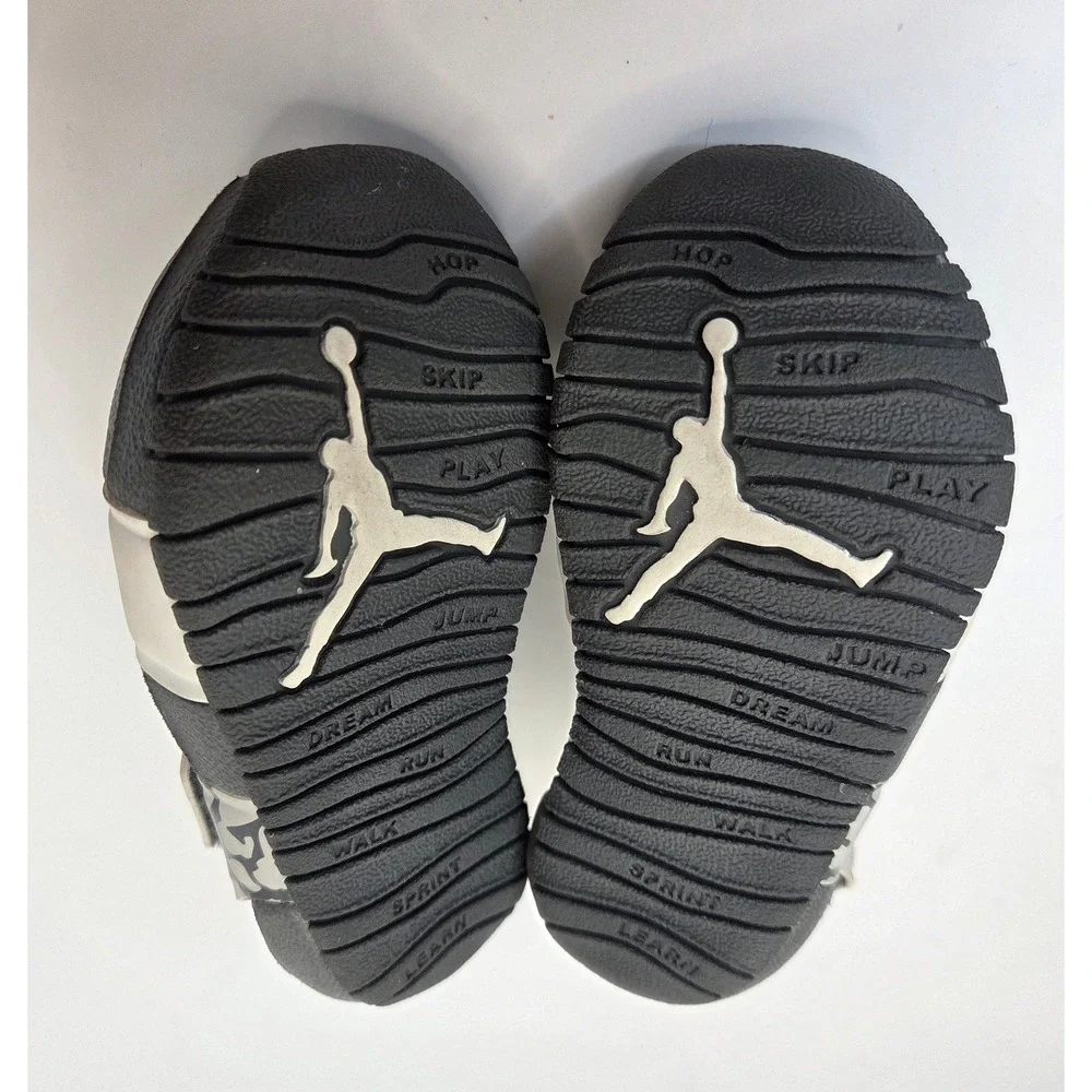 Jordan Flare Infant Toddler Sandals White Black Elephant Print CI7850-100 4C